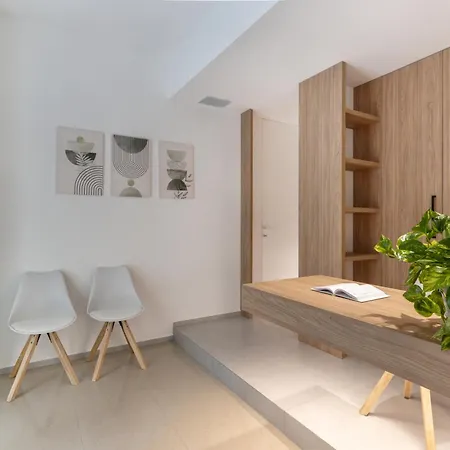 Ideal Apartahotel 4*