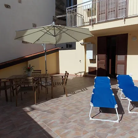 Ideal & Apart Otel 4*